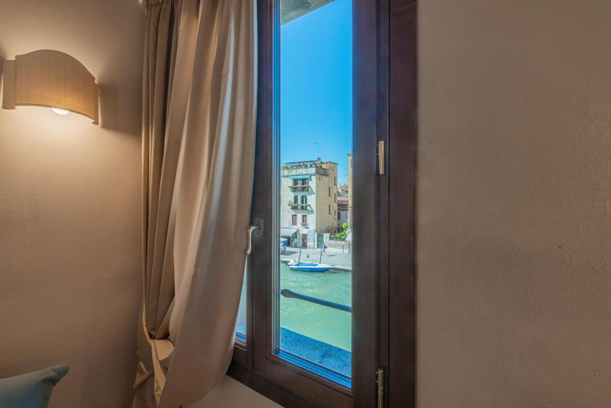 Casa Virginia Direct At The Canal Cannaregio With Own Roof Terrace Wenecja Zewnętrze zdjęcie